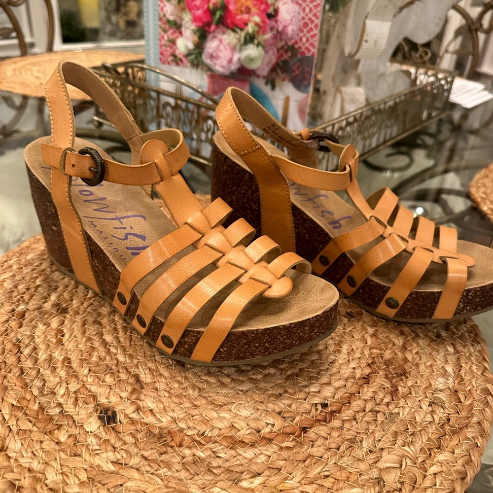 Beautiful summer wedge sandals 🌴👗🌺🌞